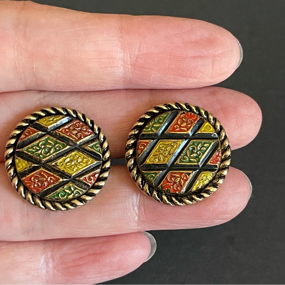Vintage Sarah Coventry Multicolor Geometric cufflinks.